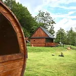 Chatki Osada Babia Raj Деревянный коттедж Завоя