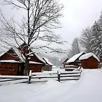 Деревянный коттедж Chatki Osada Babia Raj Завоя